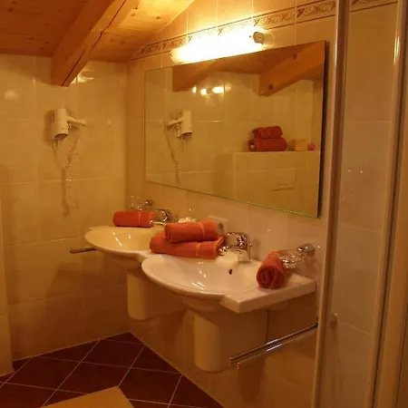 Arnika Apartment *